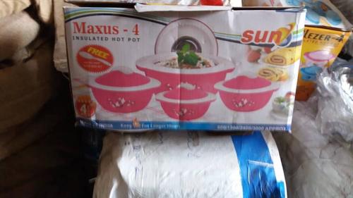 Hot Pot - Stainless Steel, 1-3 Millimeter Thickness | Red and White Color, Plastic Accents for Home Use