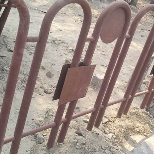 Portable Iron Barrier - Durable Rust-Proof Design | Rugged, Modular, Easy-to-Transport Solution