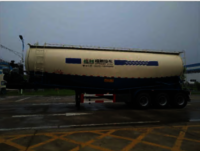 V Shape Bulk Cement Tanker Truck Semi Trailer Powder Tanker Cement Tank