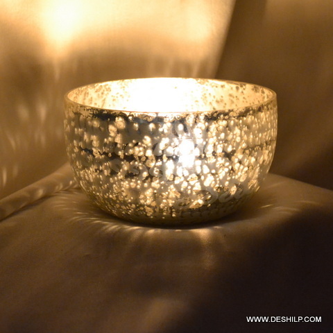 T Light Candle Holder With Silver Finish for wedding decoration