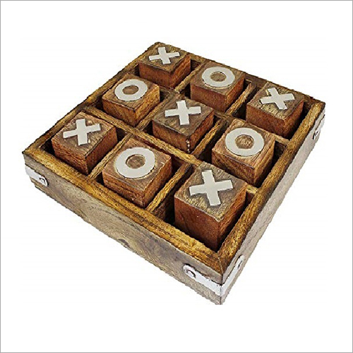 लकड़ी का टिक टैक टो खेल