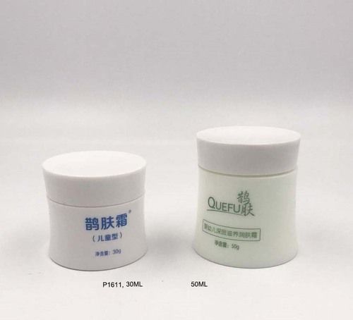 Plastic Cosmetic Cream Jar