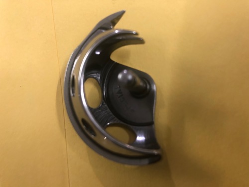 Shuttle Hook