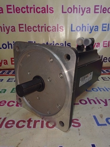 B&R SERVO MOTOR 8LSA64.E3030D300-1