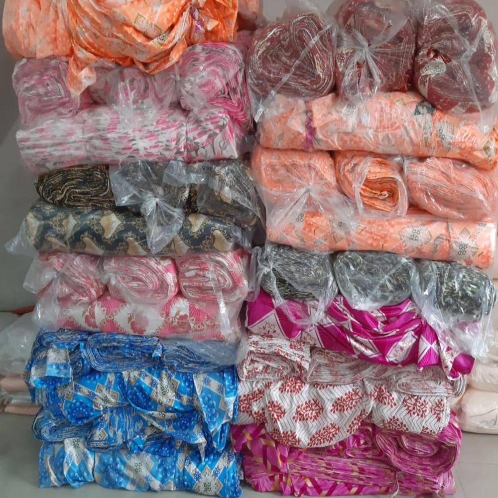 14 Kg Multicolored Taiwan Printed Fabric - Attributes: Washable