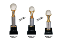 Crystal Round Award - Base Material: Mdf Wood