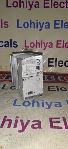 LENZE SERVO DRIVE E82EV371_2C