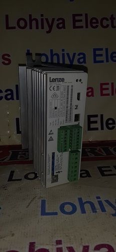 LENZE SERVO DRIVE EVF8202-E-V002