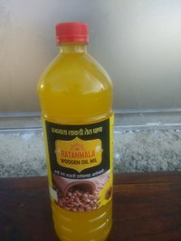 Edible Cold Pressed Groundnut Oil