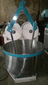 Khari Dough Mixing Machine - High Capacity, 500 Watt Power, 240 Volt Voltage | Compact Structure, High Efficiency, Low Noise, Lower Energy Consumption, Plc Control