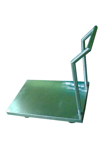 Tote Box Trolley Application: Industry