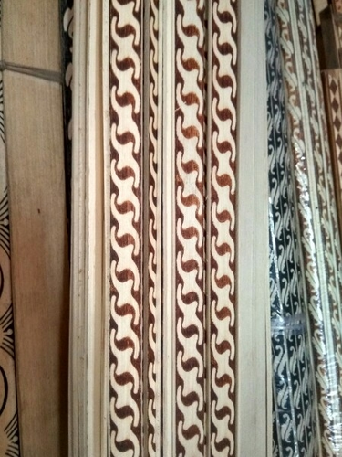 Wooden Moulding - Natural Wood Material, Artificial Style for Arts and Crafts | Perfect for DIY Projects and Creative Endeavors