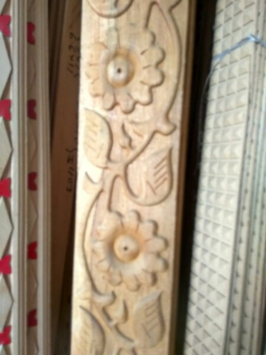 Wooden Carving - Natural Wood Craft | Artificial Style Ideal for Arts and Crafts Intricate Designs Perfect for Home Decor