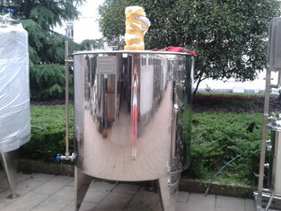 Stainless Steel Water Tank 400L Biotechnology Stainless Steel Mixing Vat Capacity: As Per The Client Scope Kg/Hr