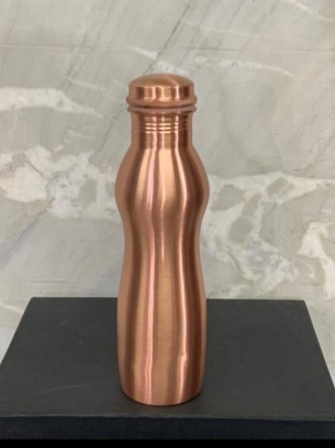 Copper Water Bottle - 500ml Capacity, 25cm Height, 8cm Diameter | Hammered Finish, Durable Design, Elegant Look, Screw-On Lid