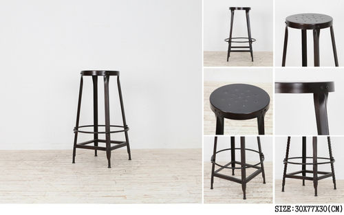 IRON ROUND BAR STOOL