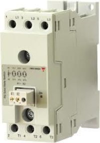 Solid State Relays with Integrated Heatsink