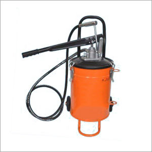 10Kg Bucket Grease Gun Capacity: 4000 Kg/Day