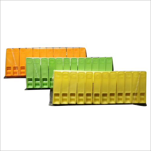 All Color Available Cloth Plastic Pegs