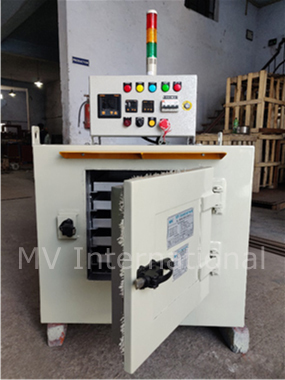 Silica Gel Drying Oven Heating Capacity: 100-500 Volt (V)