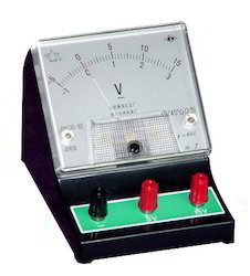 DIGITAL DC VOLTMETER