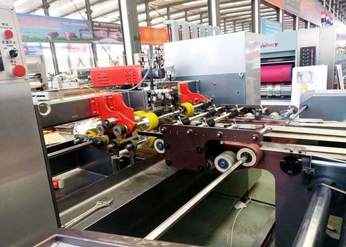 PLC Automatic Stitching Machine / Digital Display Carton Stitching Machine PLC Automatic Stitching Machine / Digital Display Carton Stitching Machine