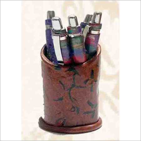 Pen Stand with watch and Mobile Holder Pen Stand with watch and Mobile Holder