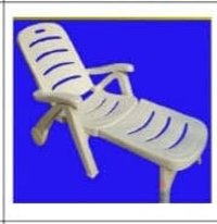 Swimming Pool Lounger - Color: White