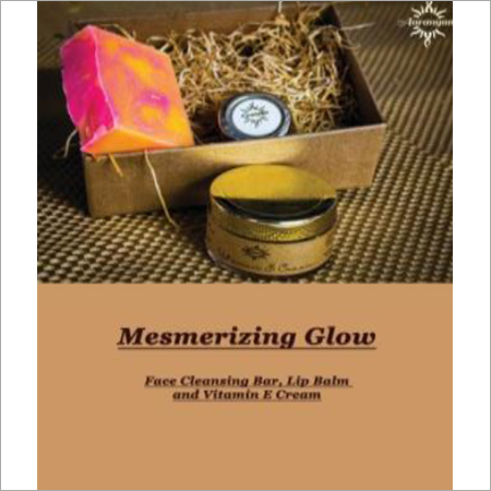 Mesmerising Glow Gift Set Mesmerising Glow Gift Set
