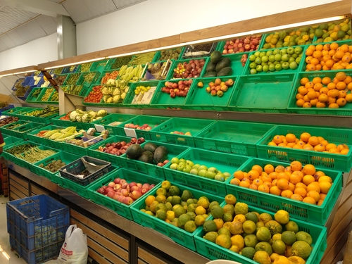Plastic Vegetable Display Racks Capacity: 100 Kg/Hr