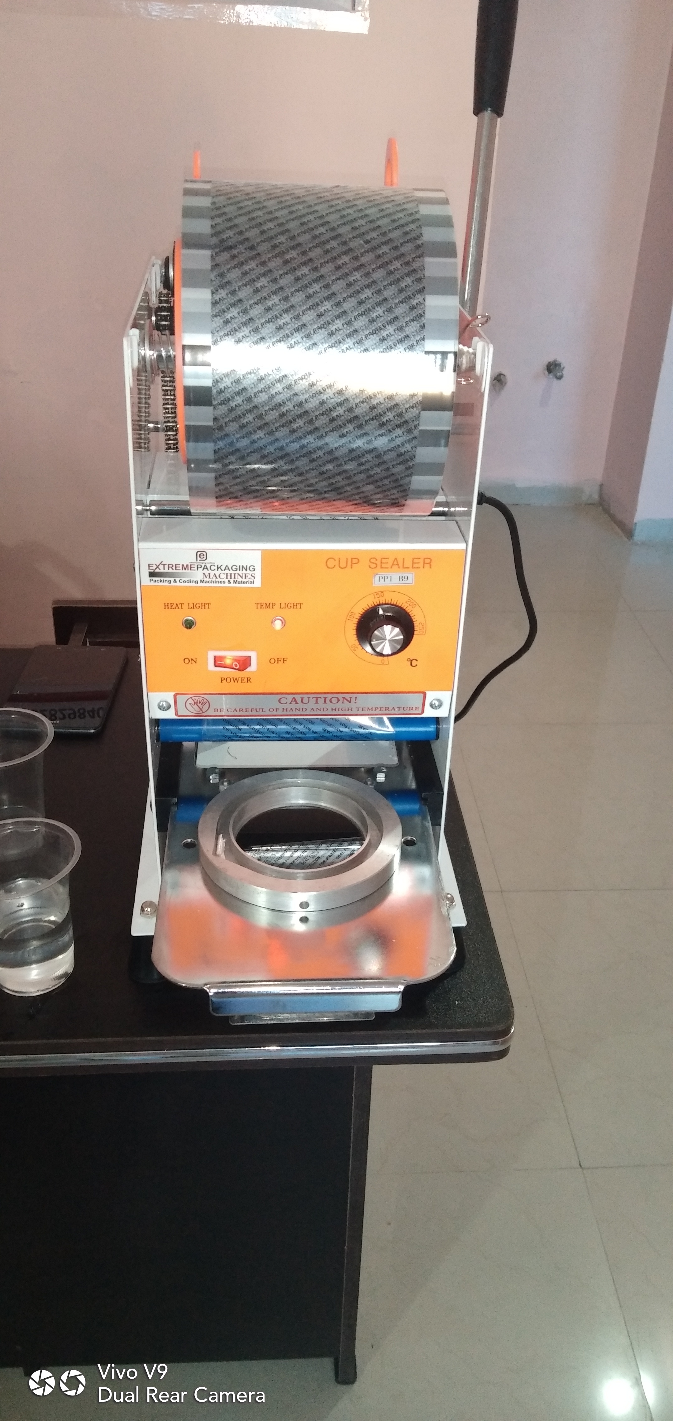 Cup sealer Machine ( Semi Automatic )