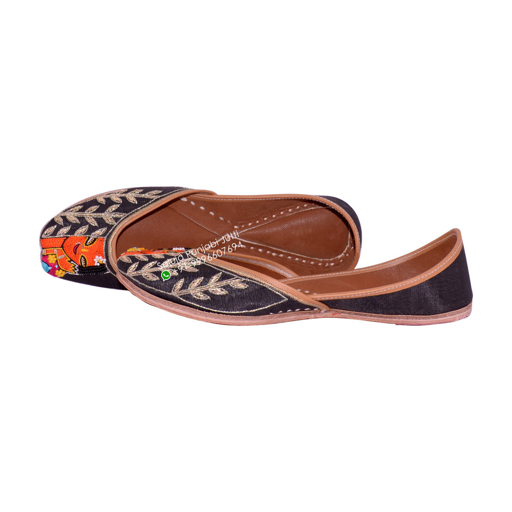 Women Ladies Black Punjabi Jutti Heel Size: Flat
