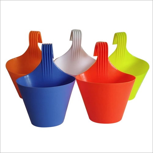 Avialable In Multi Colors Decorative Hanging Plastic Flower Pot
