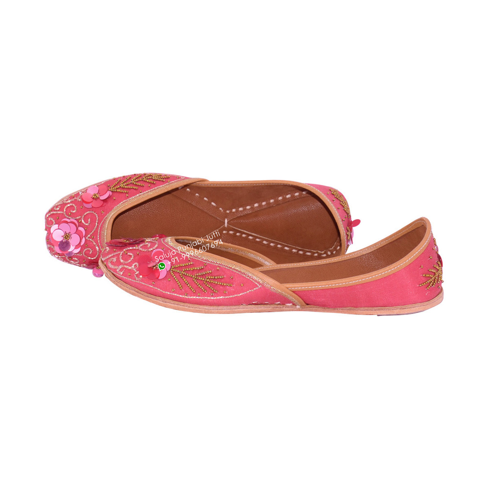 Leather Women Traditional Punjabi Pink Flower Jutti Heel Size: Flat