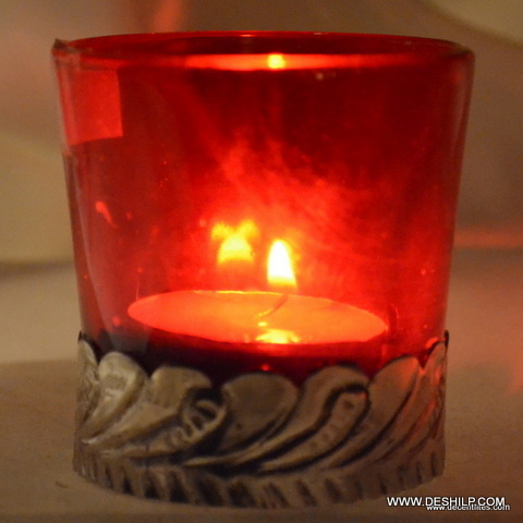 Red Glass Metal Fitting Candle Holder