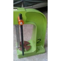 Arbor Press Number 2 - 30 Ton Manual Load Capacity, 215 Mm Slide Stroke, Ergonomic Design