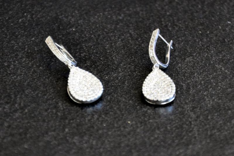 Silver Diamond Earring