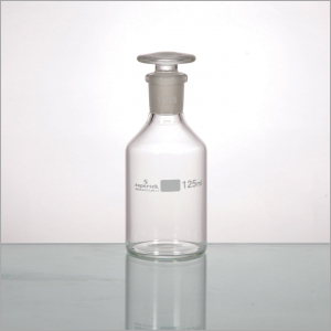 Reagent Bottle - Glass Material | Laboratory Application, Cheque and Bank Transfer Payment Terms, RTGS and Online Options Available