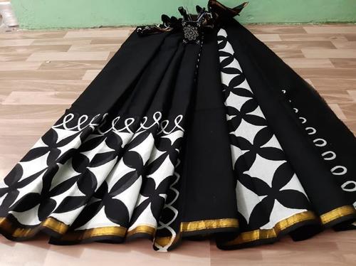 Cotton Malmal Hand Block Saree With Gold Zari Bordar Cotton Malmal Hand Block Saree With Gold Zari Bordar