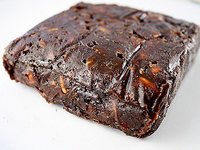 Apeda Certified Indian Tamarind - 25 Kg Dry Slab, 99% Purity, Sweet Sour Taste, 24 Months Shelf Life, Cool Dry Storage