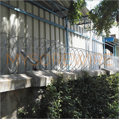 Concertina Coil Chain Link Fence Application: Agriculture Field
