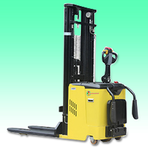Electric Pallet Stacker By VVN PULP AND PAPER CONVERTER PRIVATE LIMITED