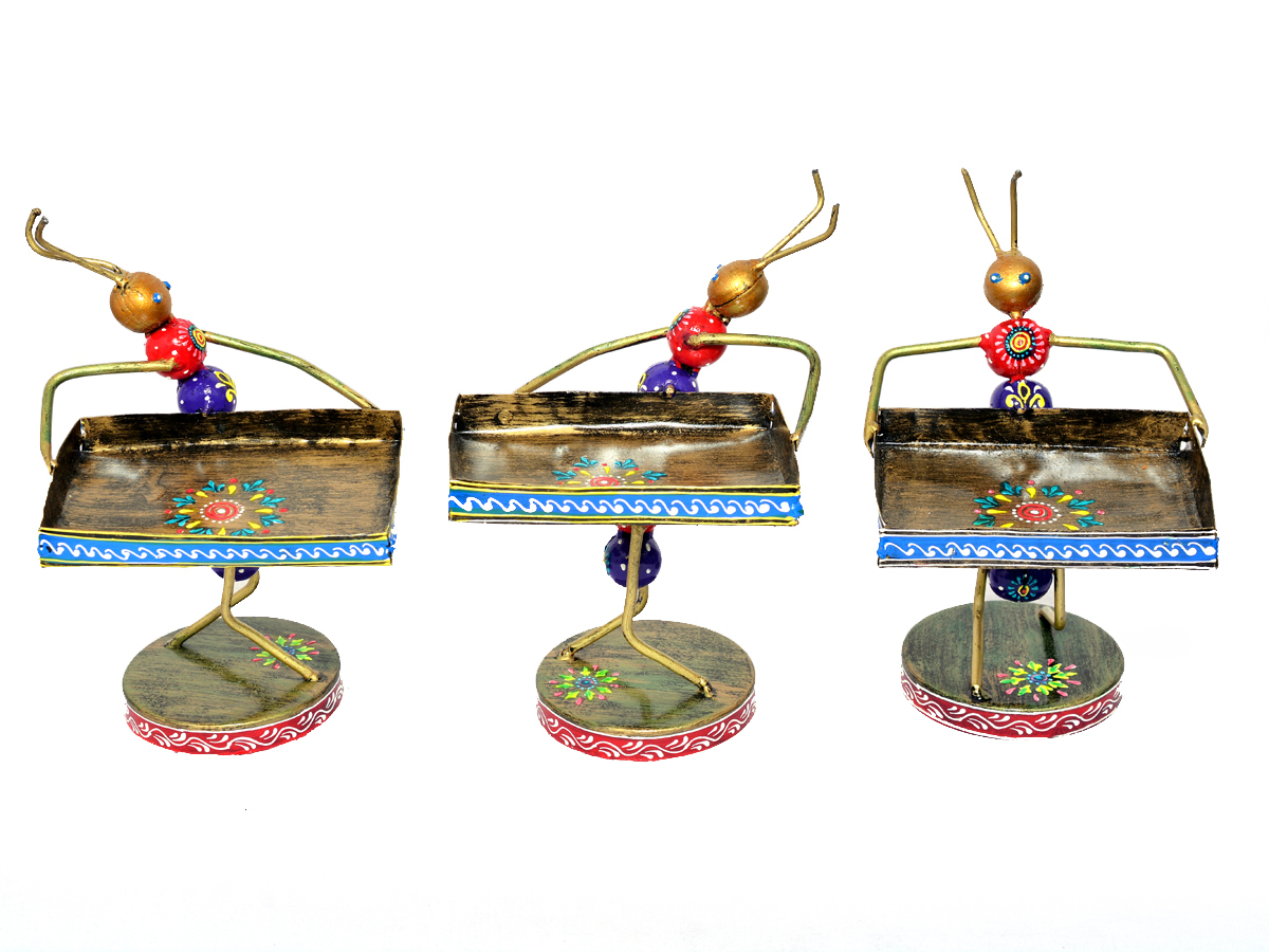 Home Furnish Decorative Iron Painted Catering Ant Statue