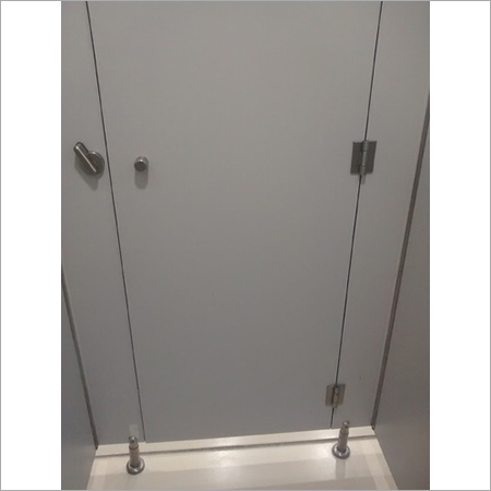 SS Pipe Series Toilet Cubicles