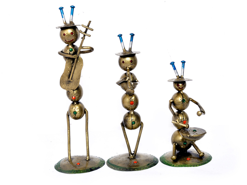 Handmade Iron Painted Ant Musician Home Decoration Statue