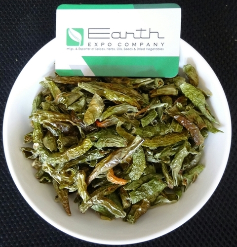 Dehydrated Green Chilli Flakes