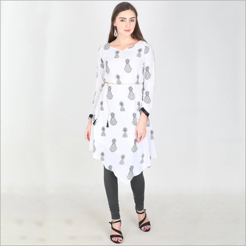 Available In Multicolored Ladies White Jhumki Printed Kurti