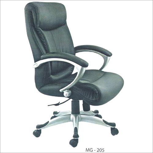 Machine Made Mg 205 Fixed Arm Leather Chair