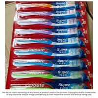 Colgate Super Flexi Toothbrush - Bristle Color: Multicolour