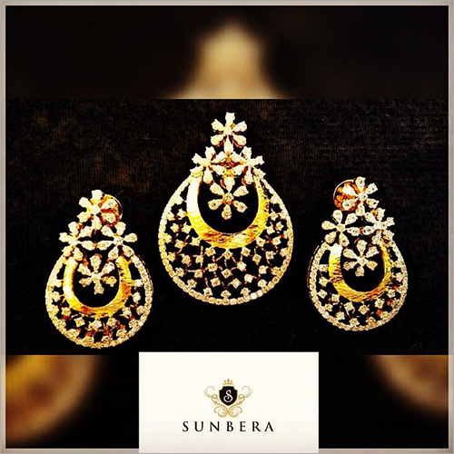 Ladies Gold Earring Gender: Women'S